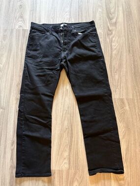 Denizen from Levi's Men's Black Straight Jeans